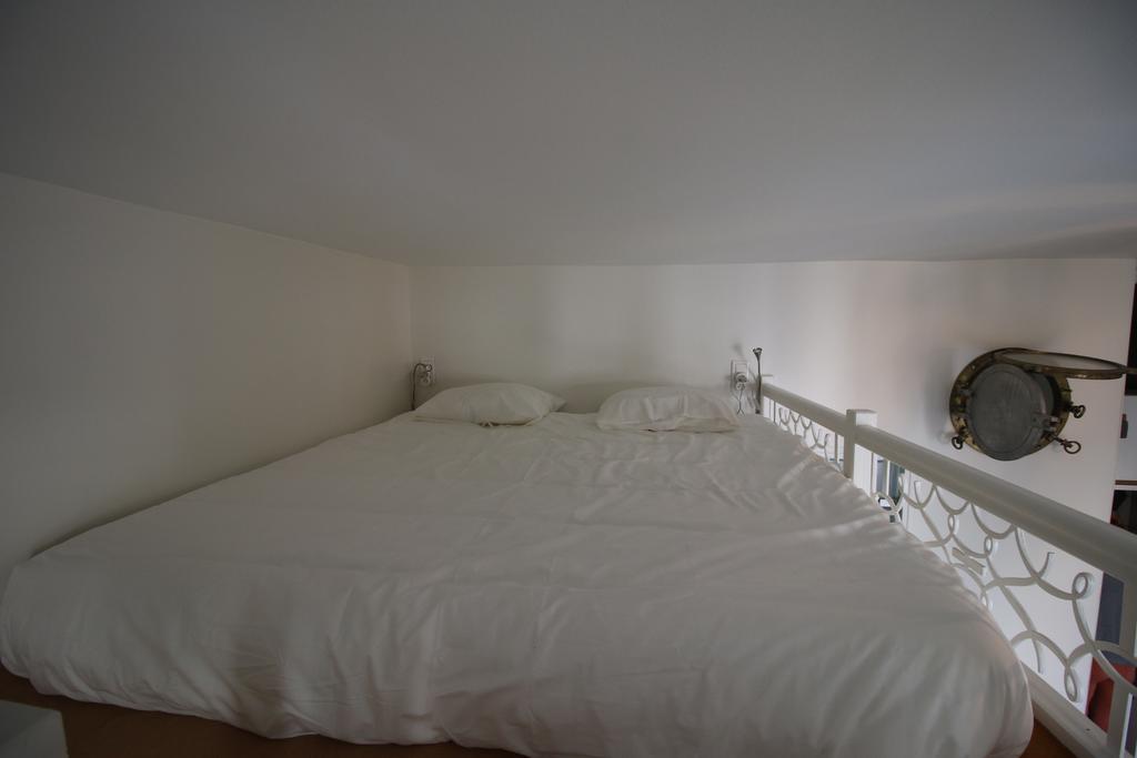 Le Petit Lys Apartment Vincennes Bagian luar foto